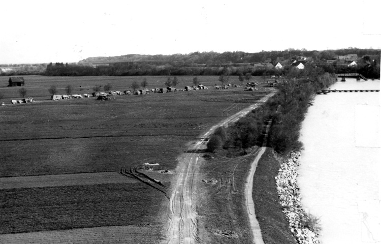 517f1271c301c4.59394449