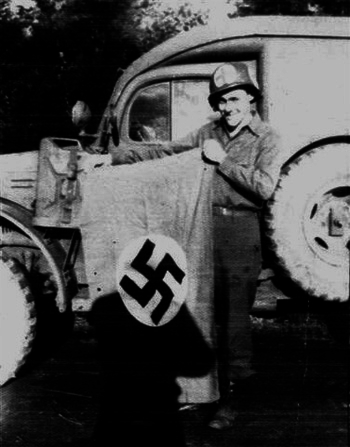 52df4b81f1cb70.41044521